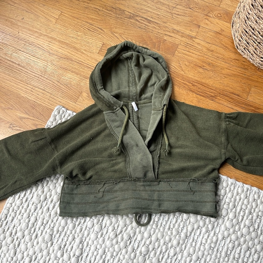 Free people green sweatshirt size small